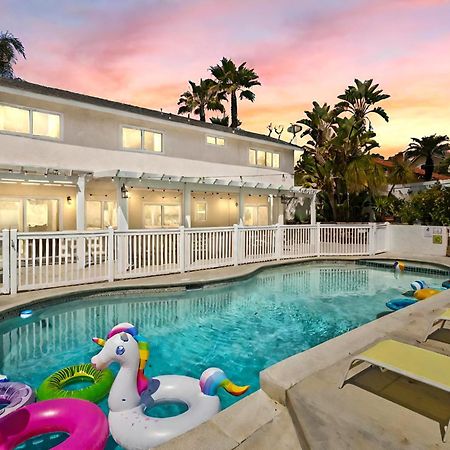 Stunning Coastal Escape With Private Pool, Spa, Arcade, Disney, Beach مِشن فيجو المظهر الخارجي الصورة