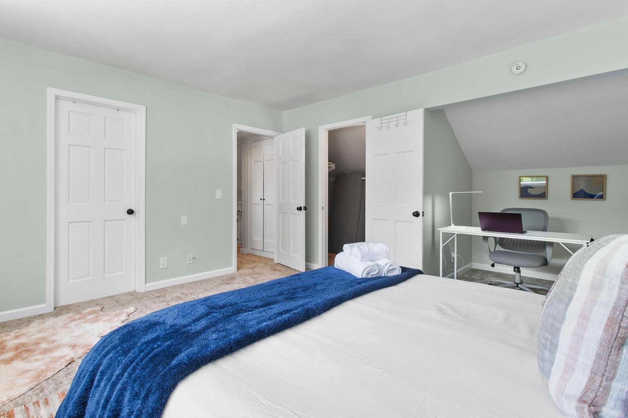 Stunning Coastal Escape With Private Pool, Spa, Arcade, Disney, Beach مِشن فيجو المظهر الخارجي الصورة