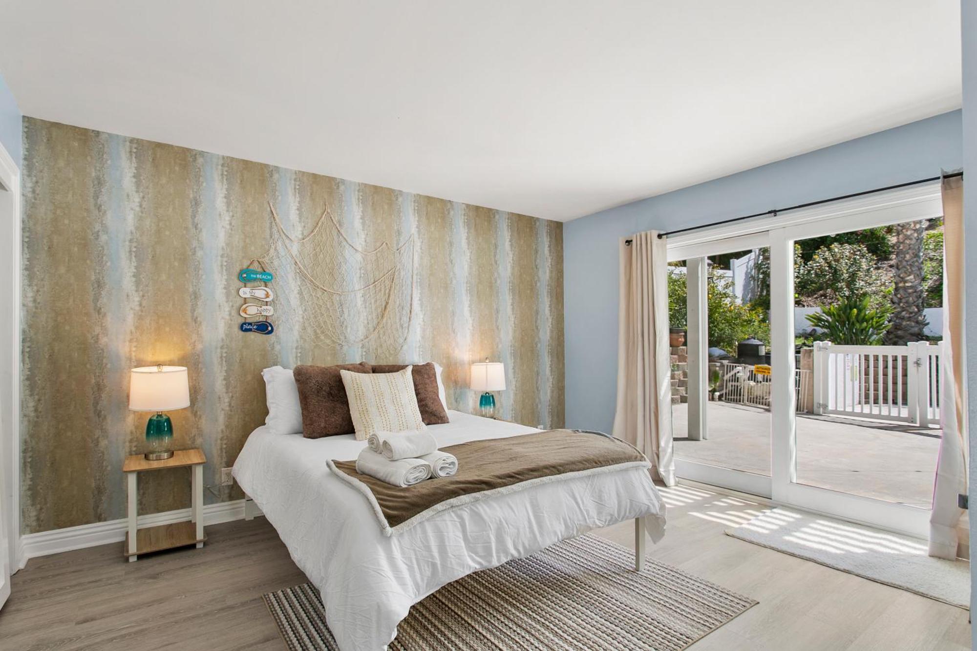 Stunning Coastal Escape With Private Pool, Spa, Arcade, Disney, Beach مِشن فيجو المظهر الخارجي الصورة