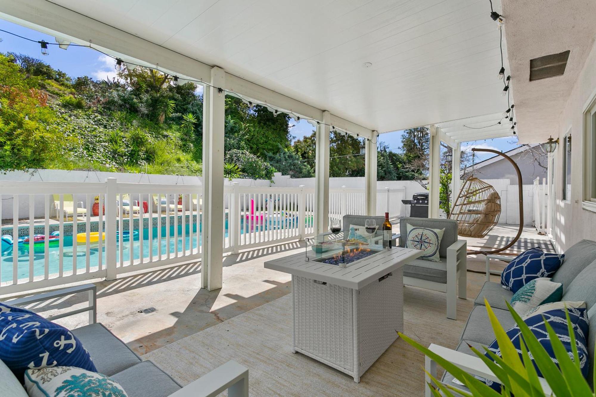 Stunning Coastal Escape With Private Pool, Spa, Arcade, Disney, Beach مِشن فيجو المظهر الخارجي الصورة
