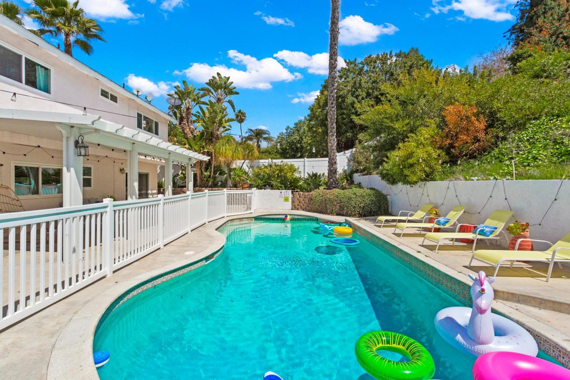 Stunning Coastal Escape With Private Pool, Spa, Arcade, Disney, Beach مِشن فيجو المظهر الخارجي الصورة